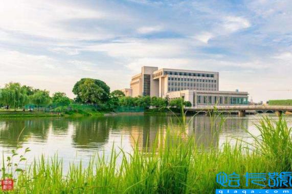 湖南省大学排名2022最新排名榜，湖南省排名前十的大学(附2022年最新排行榜前十名单)